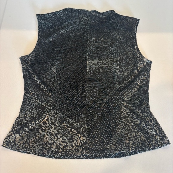 HARVE BENARD Sleeveless Black/Shiny/Sheer Velvet‎ Blouse Like New Sz 8 - Picture 4 of 12